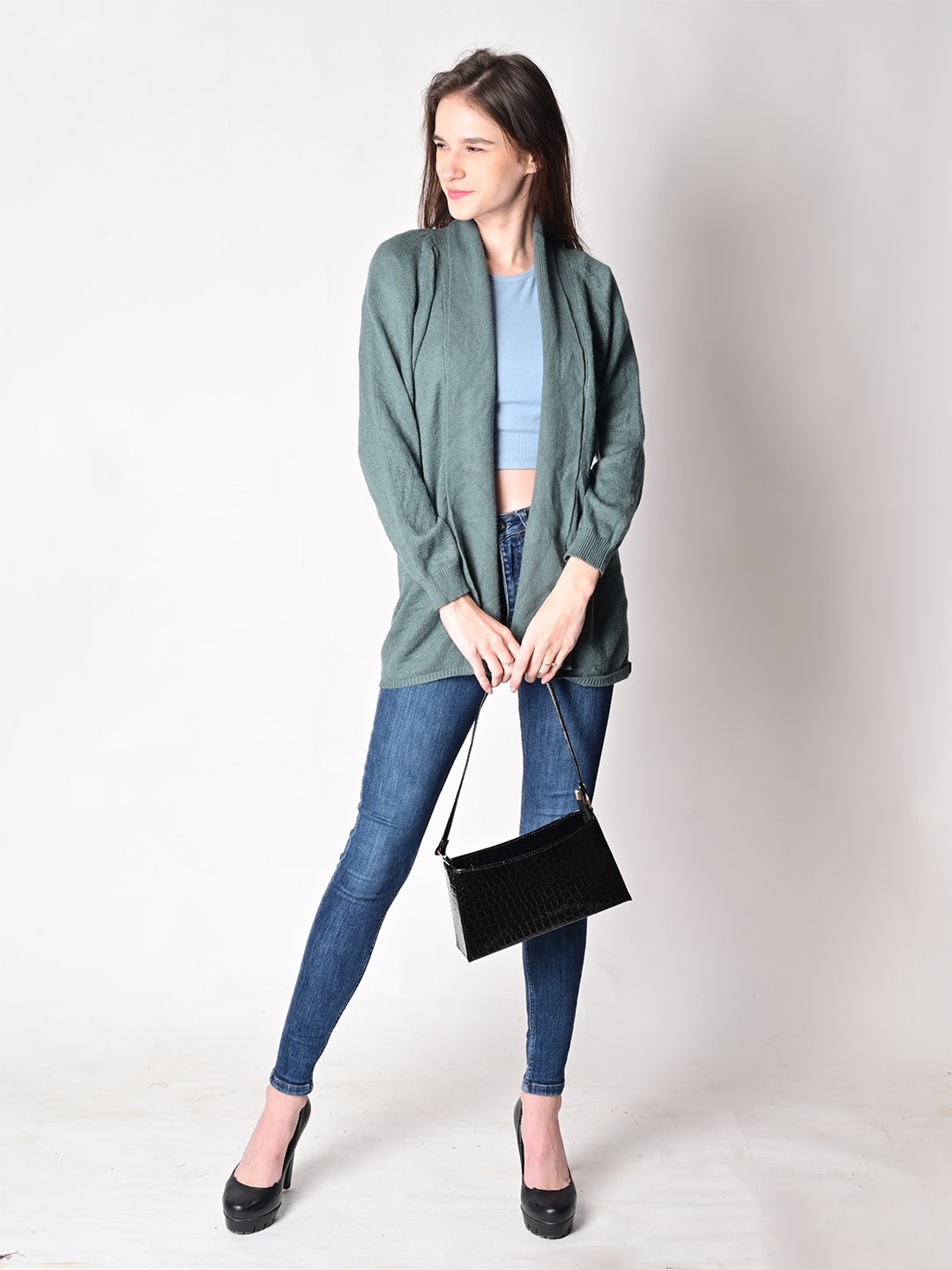 

NoBarr Women Green Solid Long Sleeves Open Front Shrug