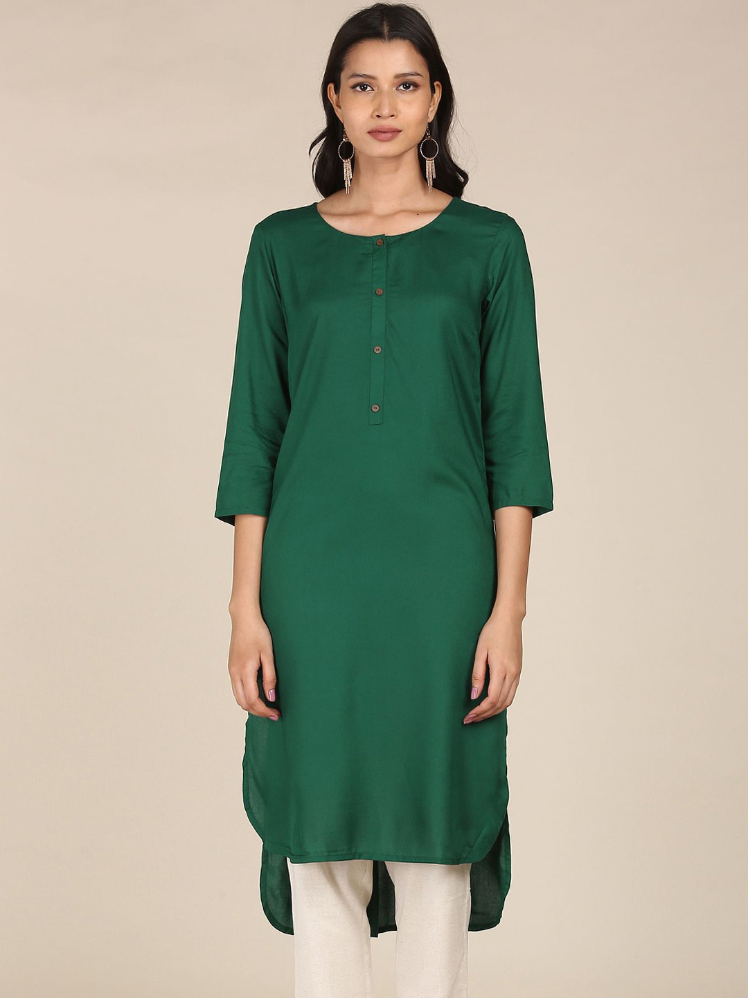

Karigari Women Green Solid Kurta