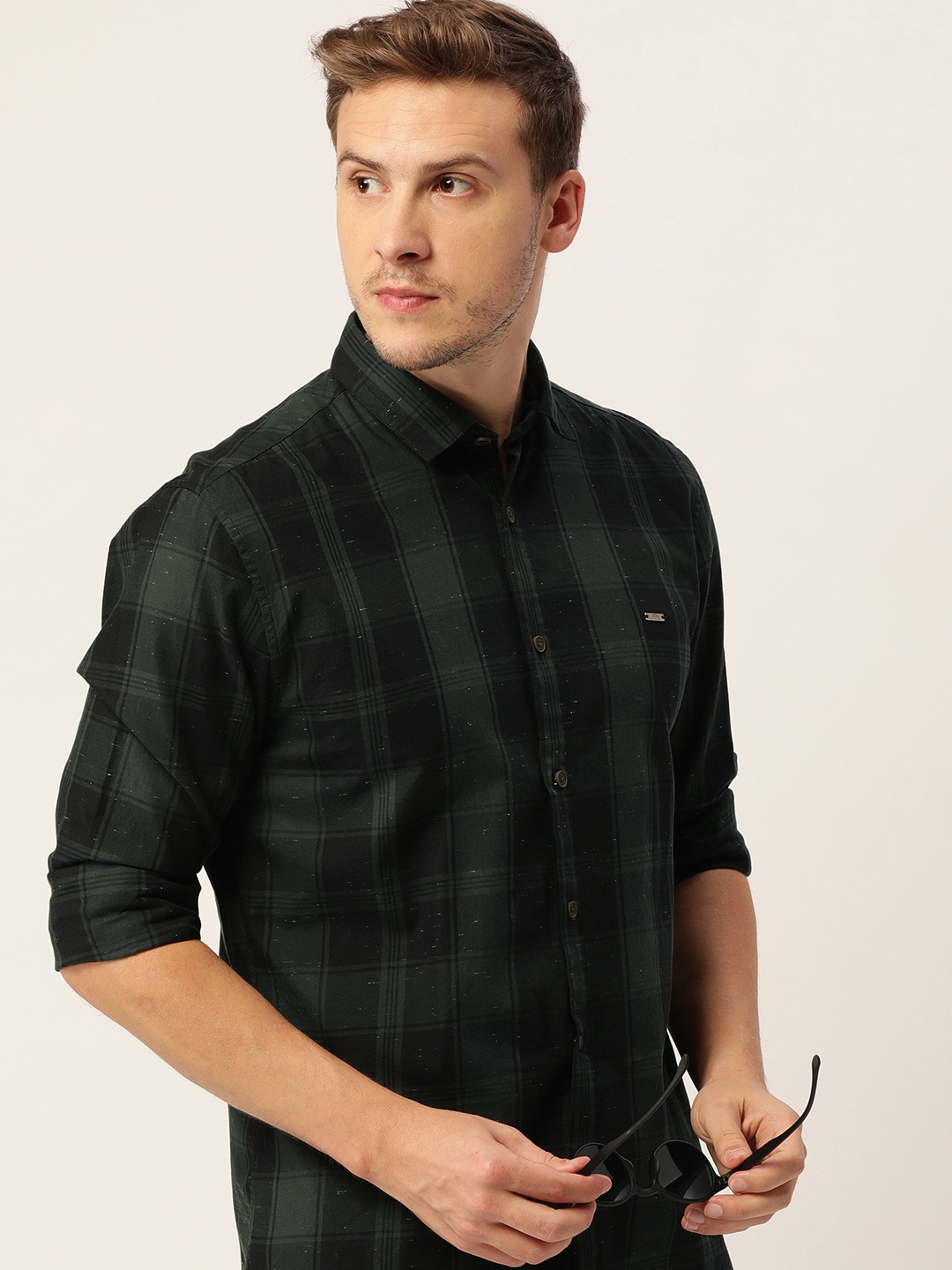 

Peter England Casuals Men Charcoal Classic Slim Fit Buffalo Checked Casual Shirt