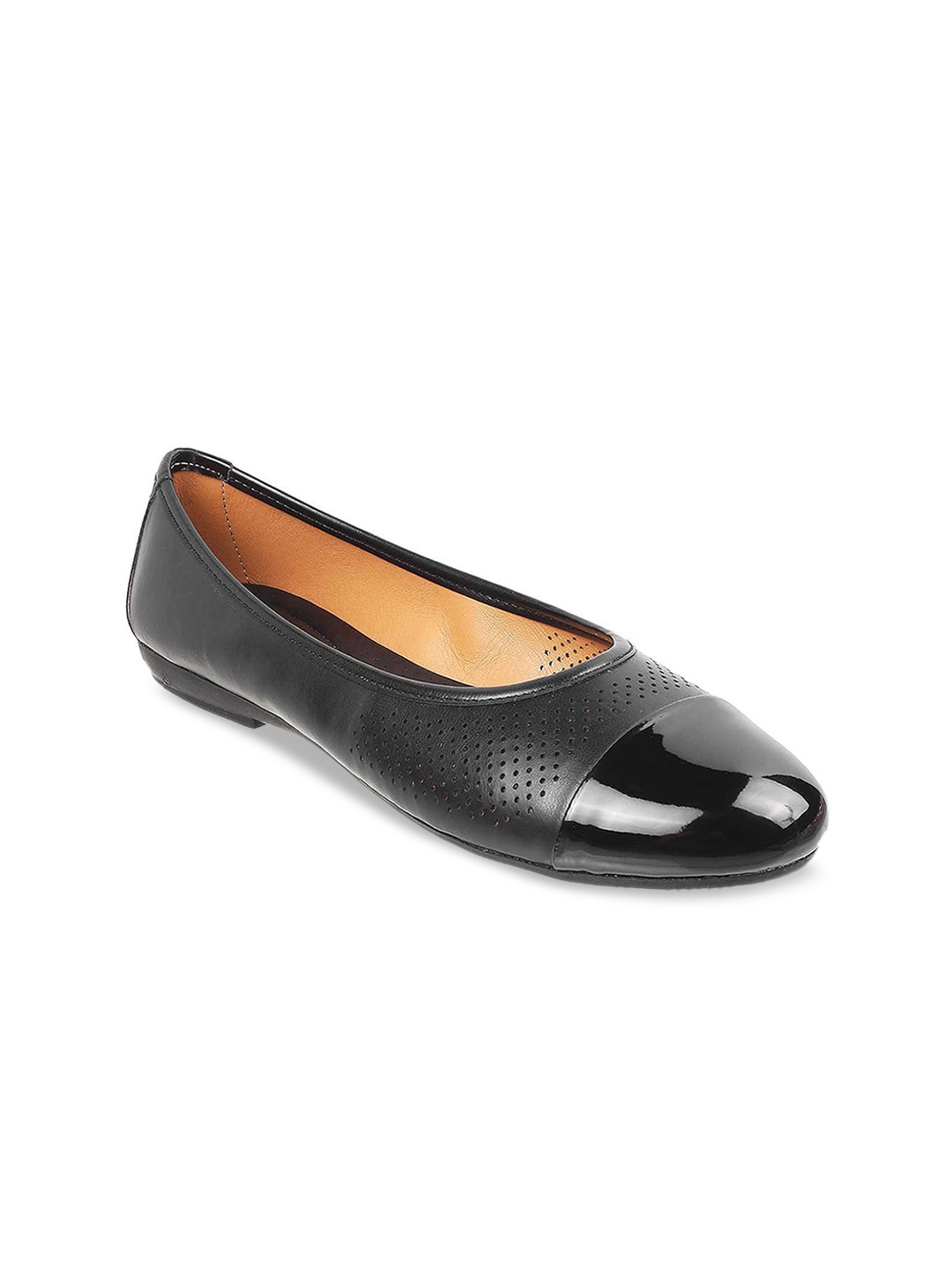 

Metro Women Black Ballerinas with Laser Cuts