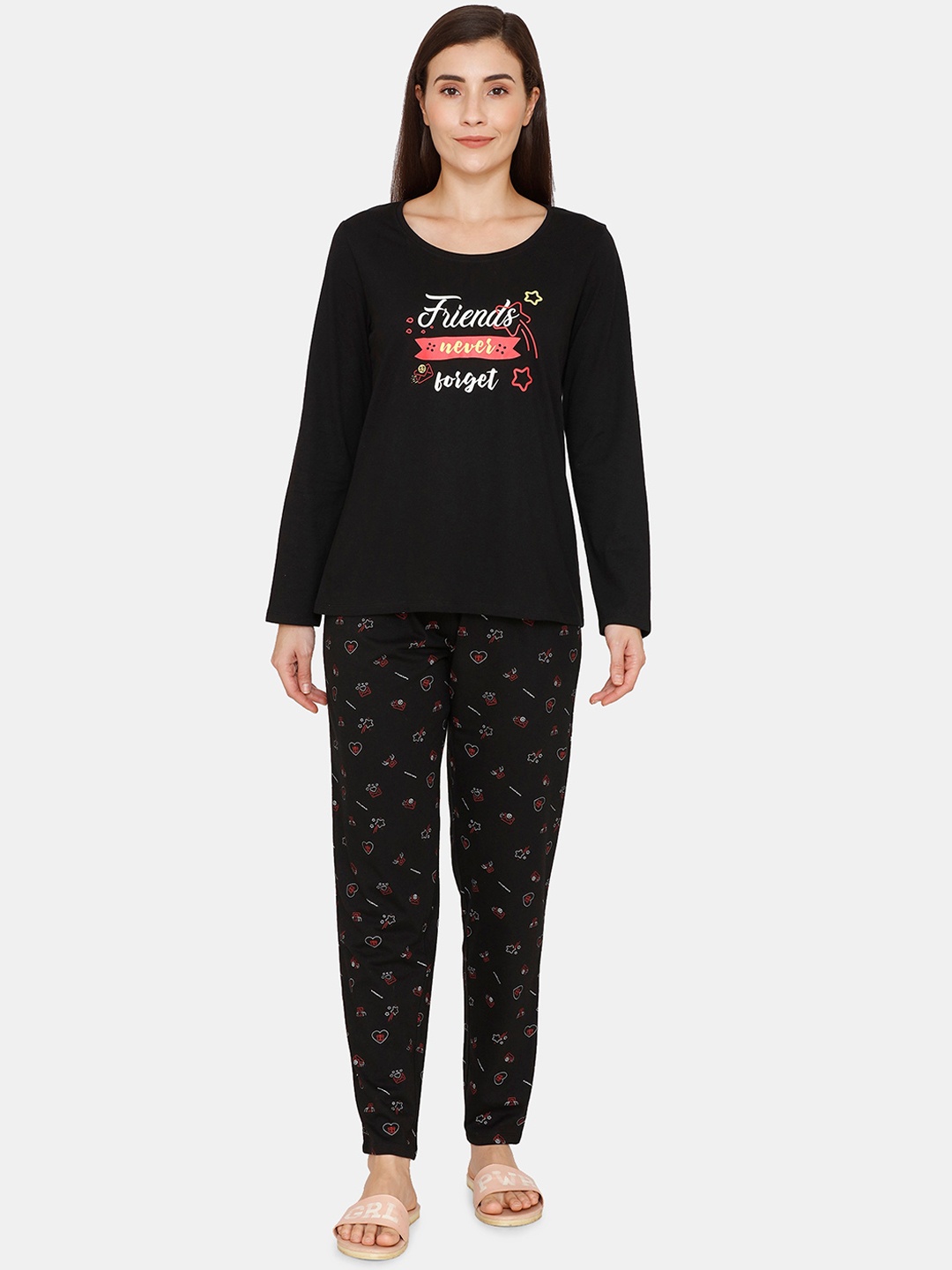 

Rosaline by Zivame Women Black & White Typography Printed Night suit