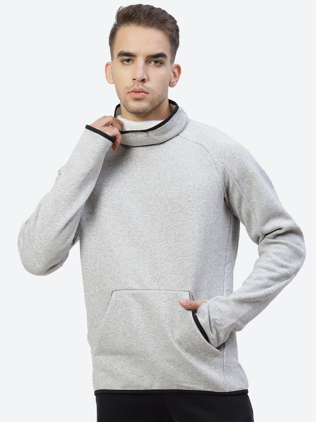 

ASICS Men Grey M Thermal Sweatshirt