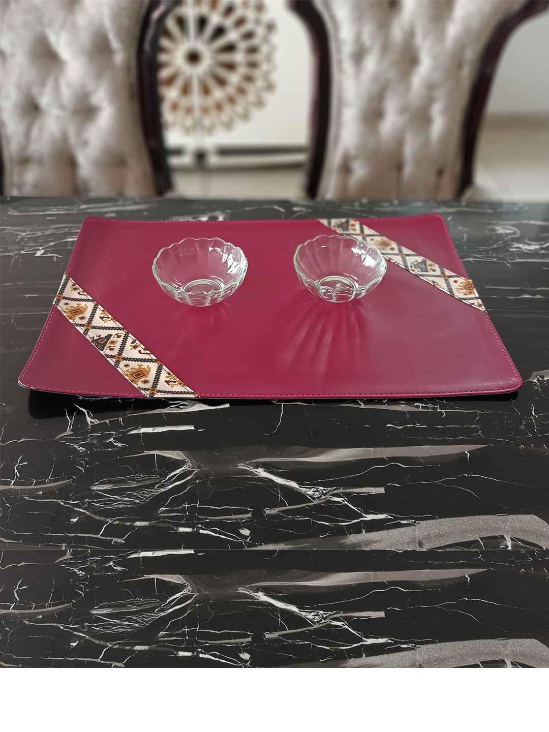 

IMARS Maroon Printed Table Mat