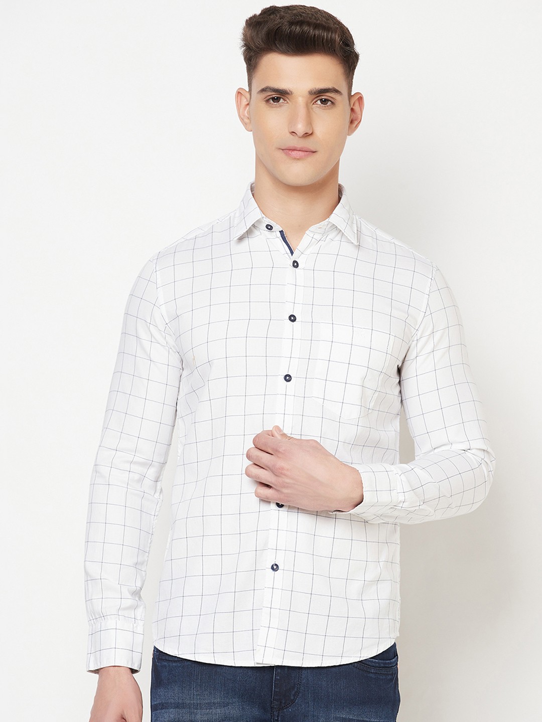 

Crimsoune Club Men White Slim Fit Windowpane Checked Casual Shirt