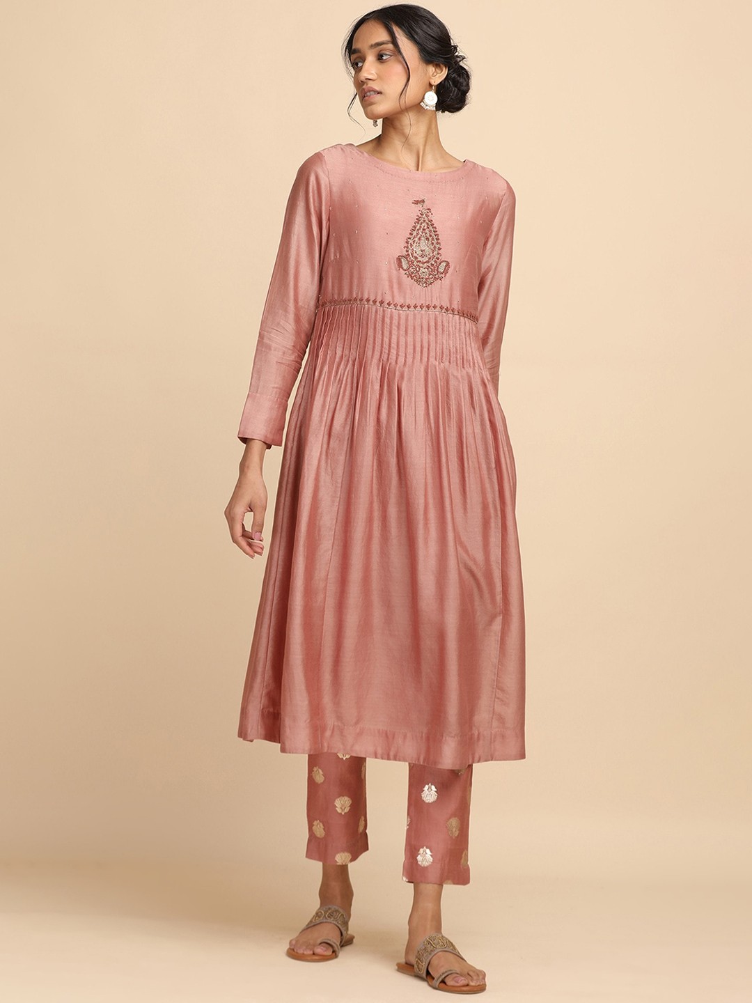 

W The Folksong Collection - Women Dusty Pink Pleated Kurta In Cotton Silk