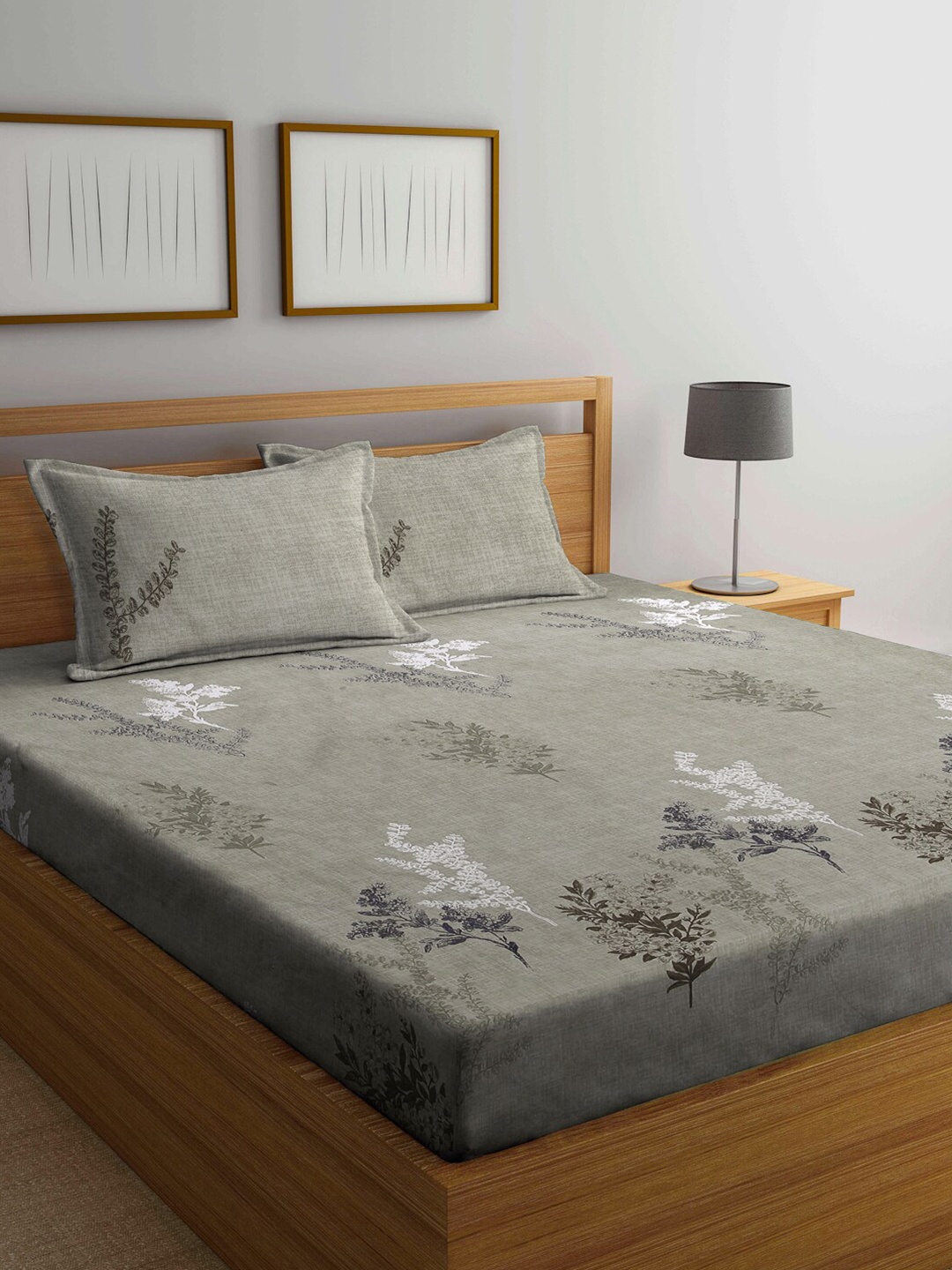 

KLOTTHE Grey & Beige Floral 210 TC King Bedsheet with 2 Pillow Covers