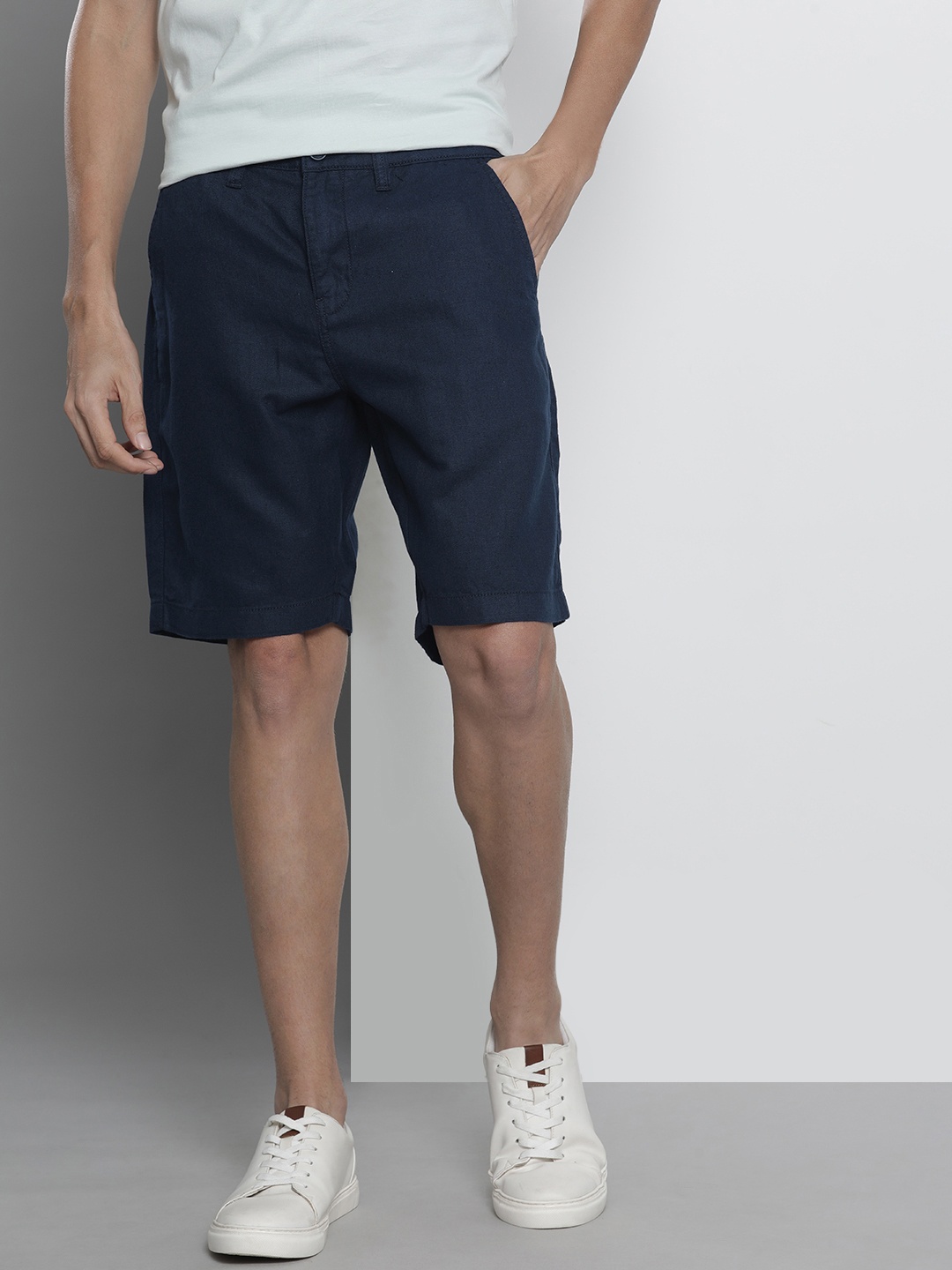 

Nautica Men Navy Blue Solid Slim Fit Linen-Cotton Shorts