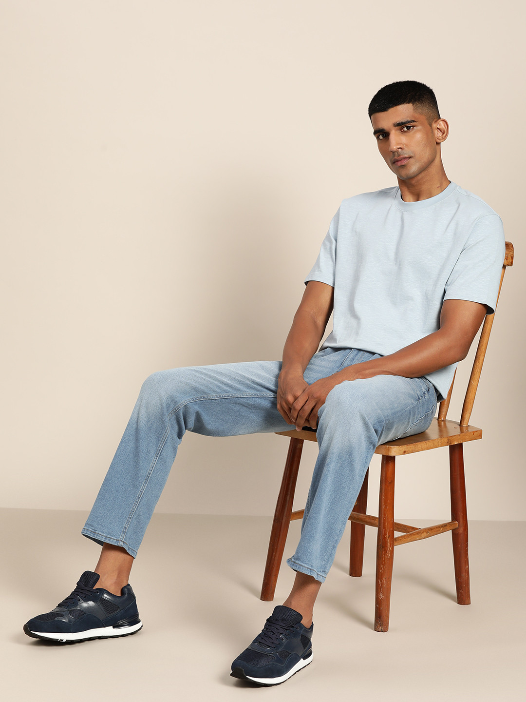 

ether Men Blue Slim Fit Light Fade Stretchable Jeans