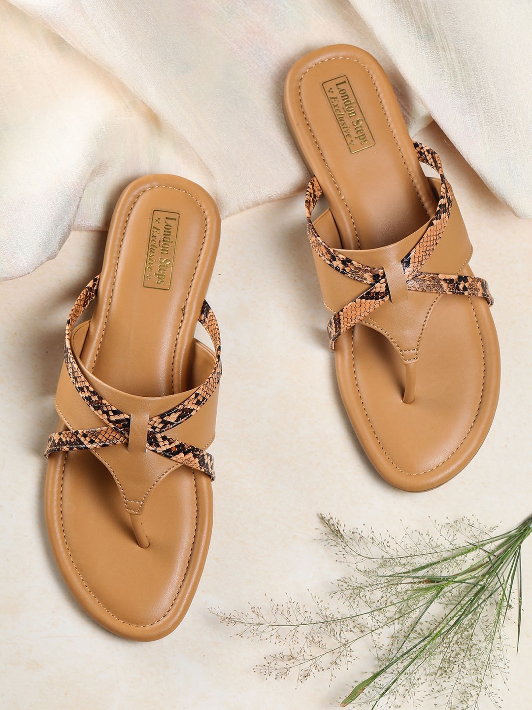 

LONDON STEPS Women Beige T-Strap Flats With Bows