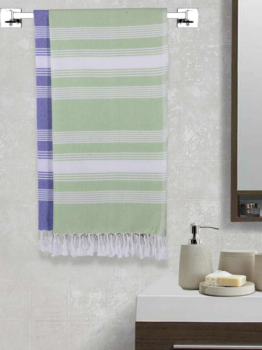

Arrabi Set Of 2 Green & Blue Striped 210 GSM Cotton Bath Towels