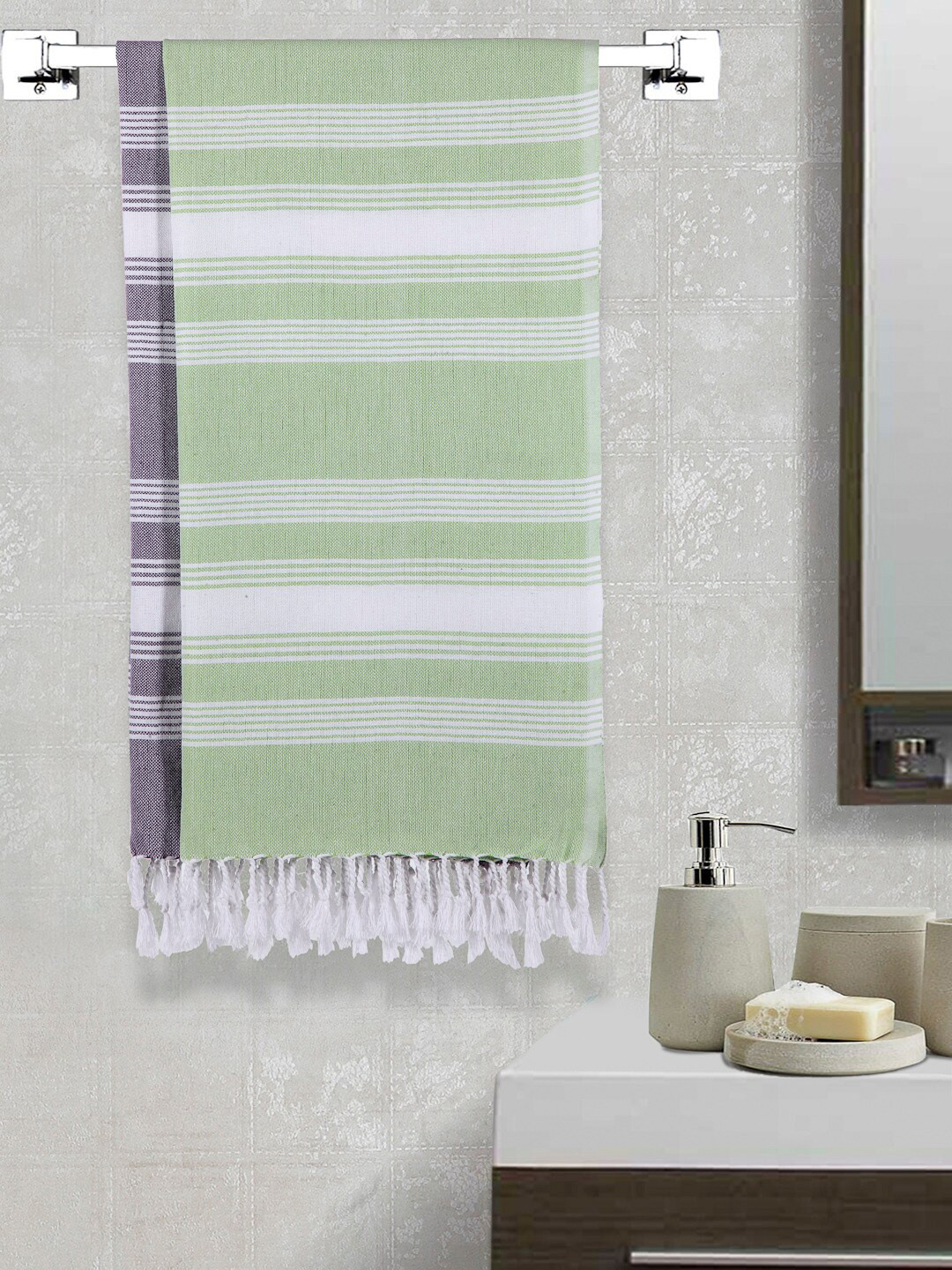 

Arrabi Set Of 2 Striped 210 GSM Cotton Bath Towels, Green