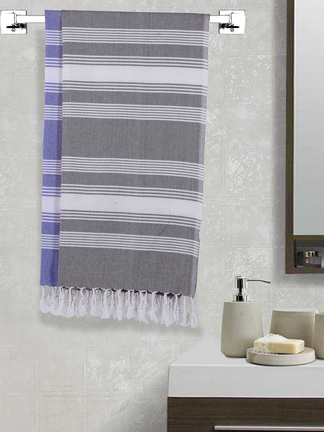 

Arrabi Set Of 2 Striped 210 GSM Cotton Bath Towels, Blue