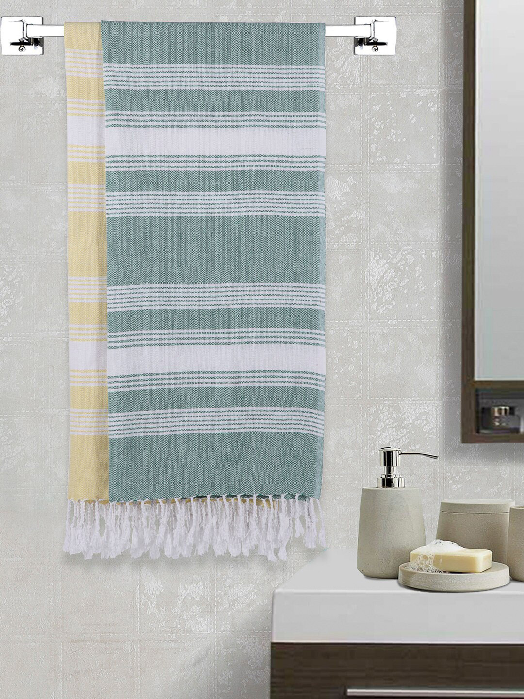 

Arrabi Set Of 2 Striped 210 GSM Cotton Bath Towel, Green