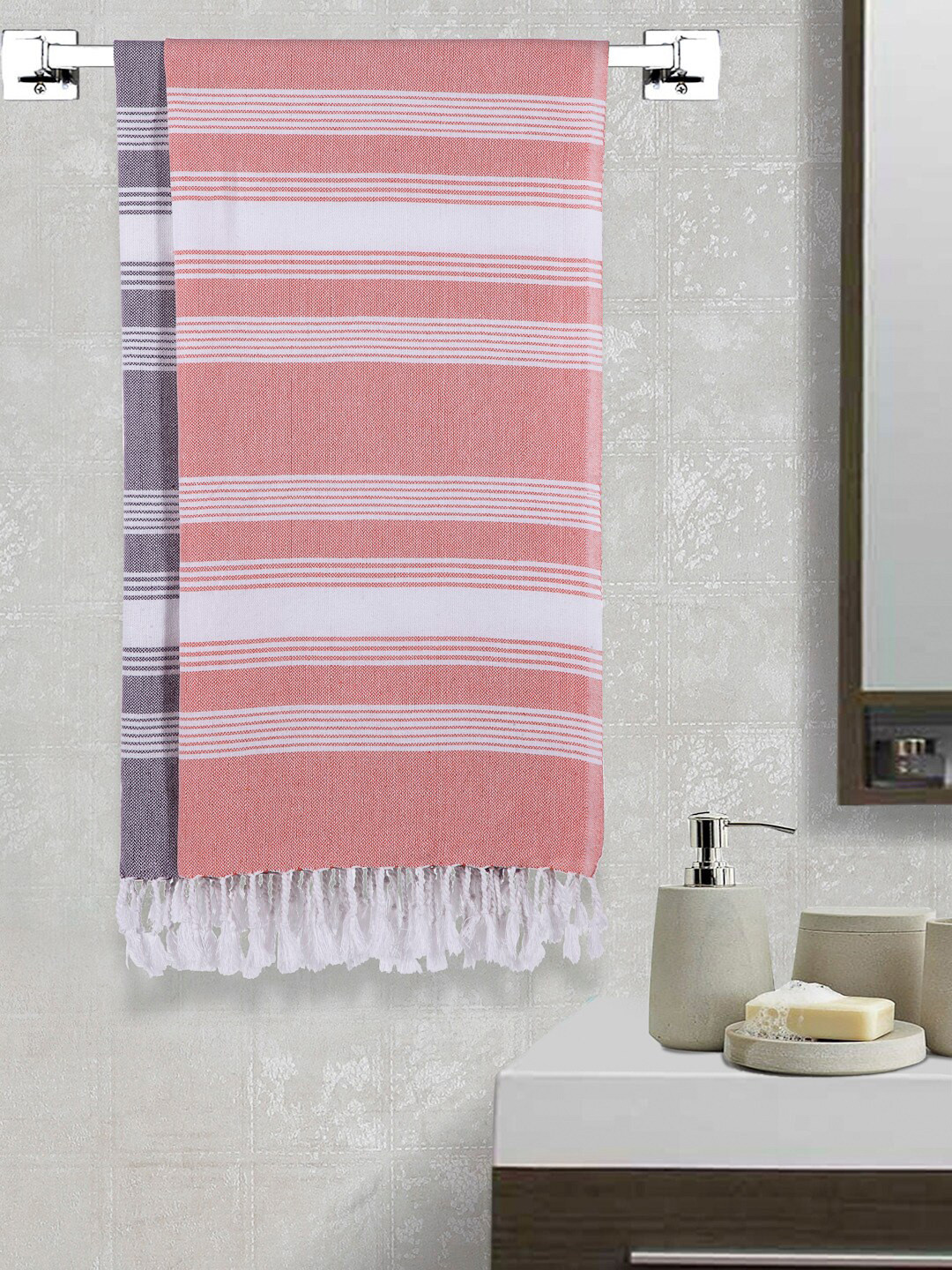 

Arrabi Set Of 2 Striped 210 GSM Cotton Bath Towels, Orange