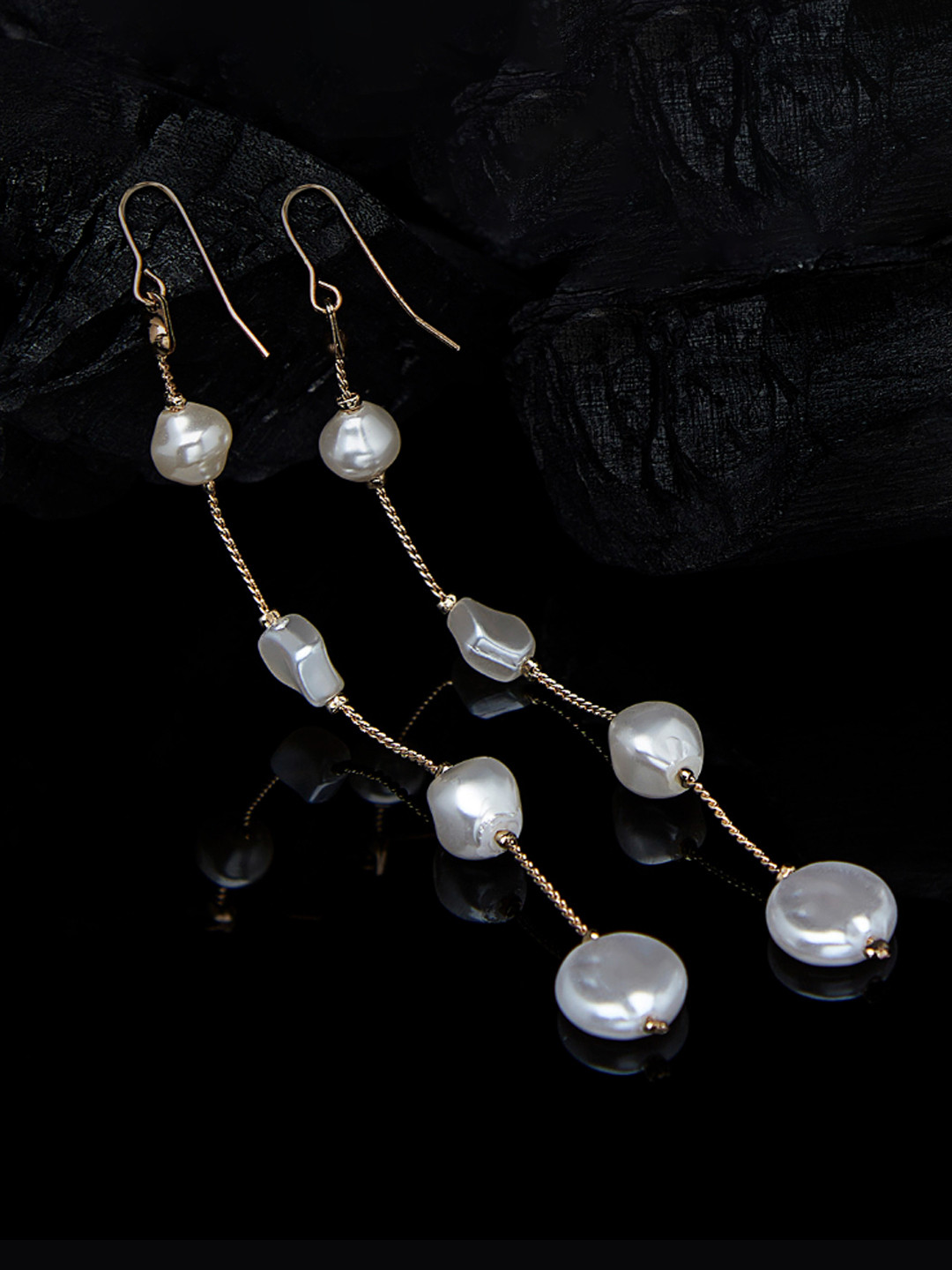 

AMI Gold-Toned Contemporary Pearls Beaded Drop Earrings