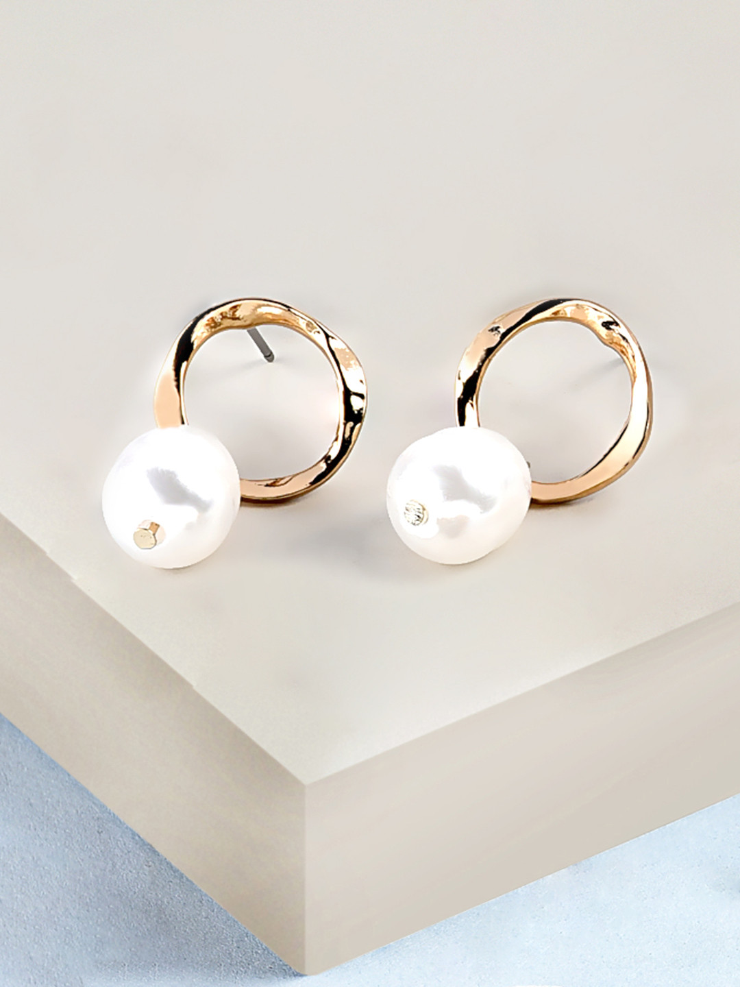 

AMI Gold-Toned Contemporary Drop Earrings