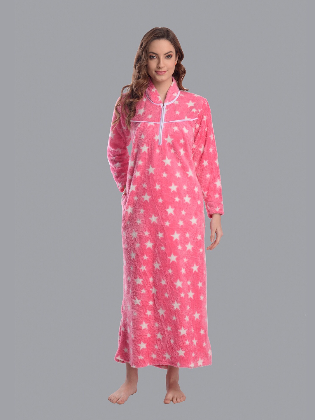 

CIERGE Pink & White Star Printed Maxi Nightdress