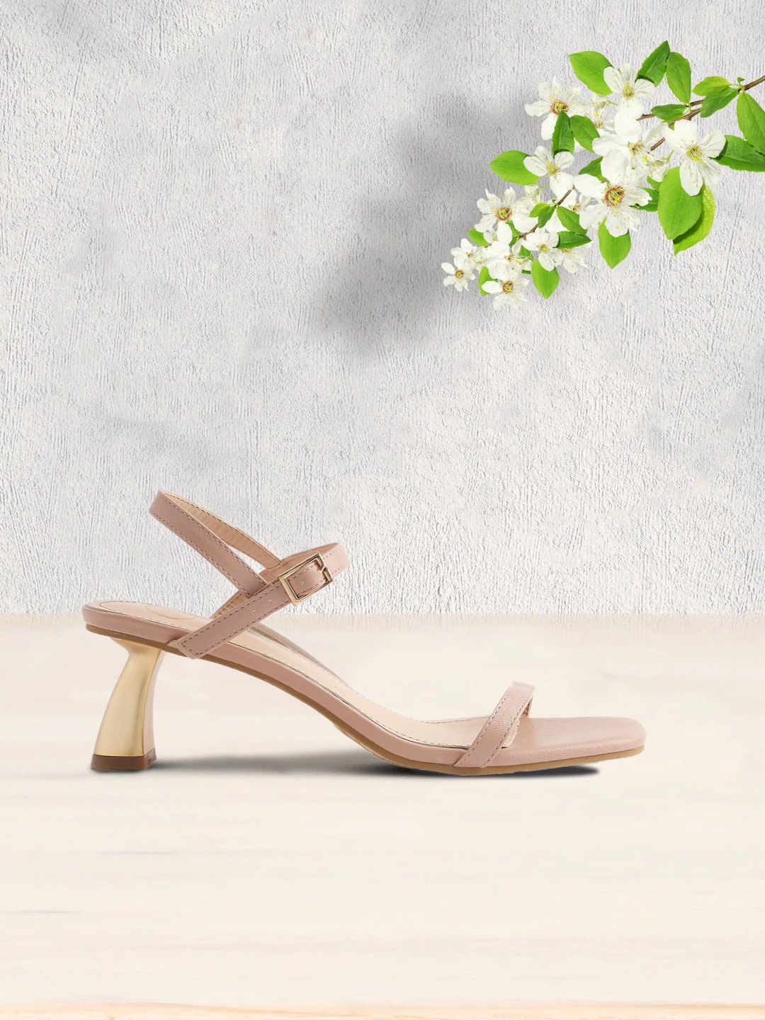 

20Dresses Beige PU Kitten Heels