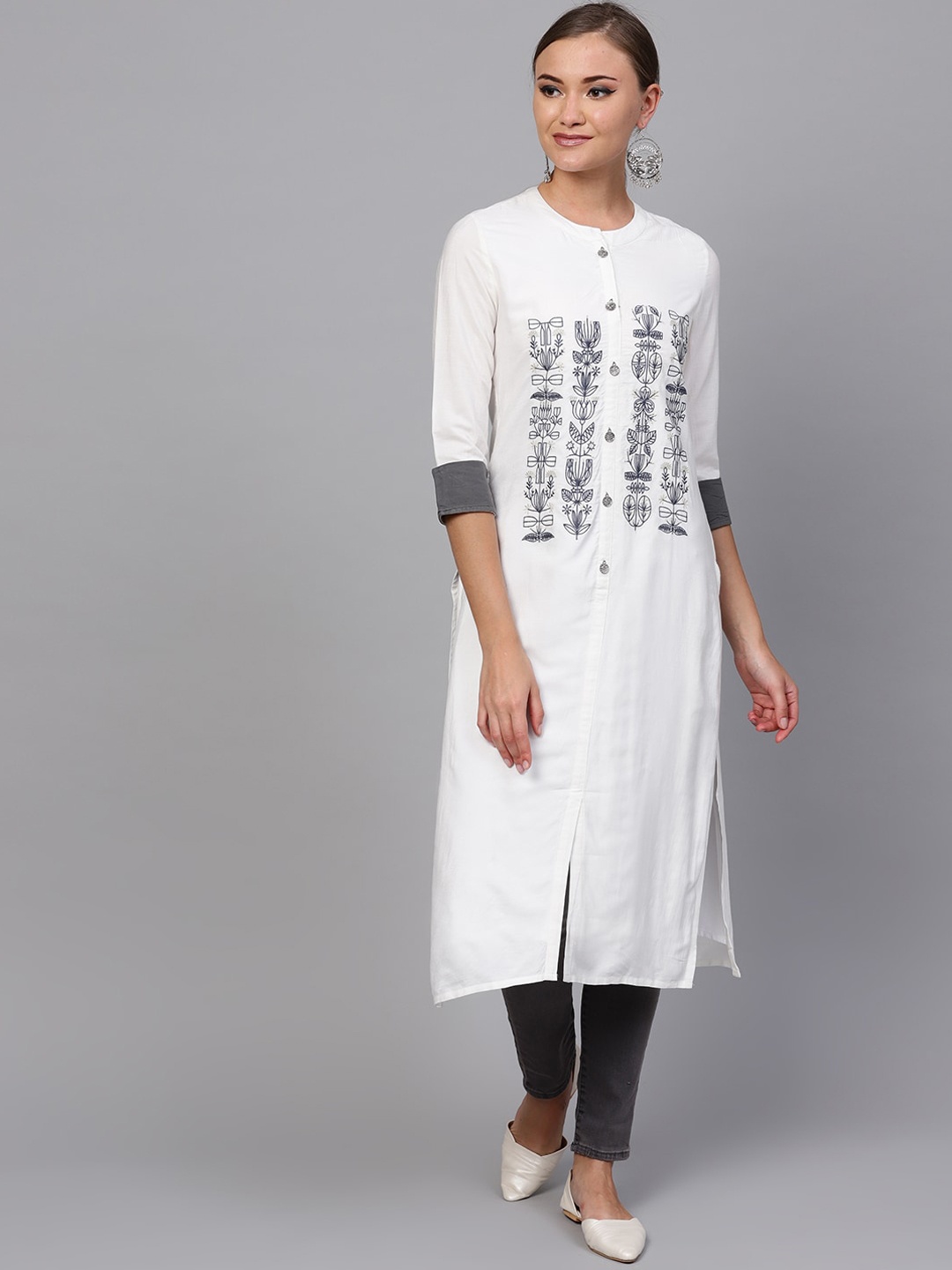 

Indo Era Women White Embroidered Thread Work Kurta