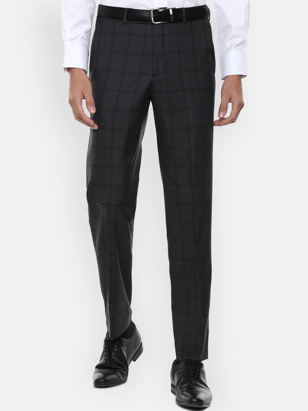 

Van Heusen Men Black Checked Formal Trousers