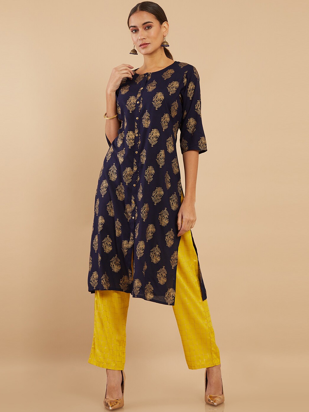 

Soch Women Navy Blue Floral Printed Kurta with Trousers