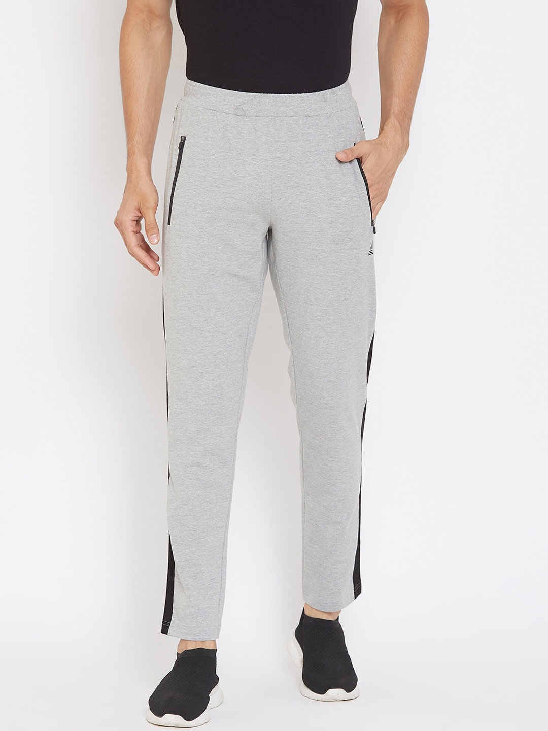 

ATHLISIS Men Grey Solid Slim-Fit Pure Cotton Track Pants