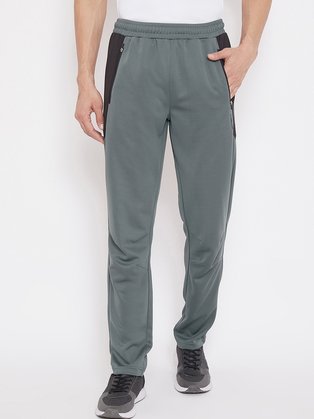 

ATHLISIS Men Grey Solid Slim-Fit Track Pants