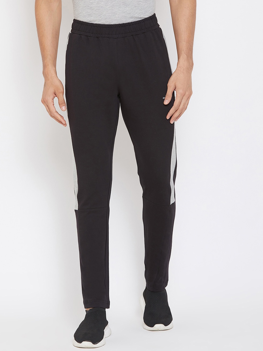 

ATHLISIS Men Black Solid Slim-Fit Pure Cotton Track Pants