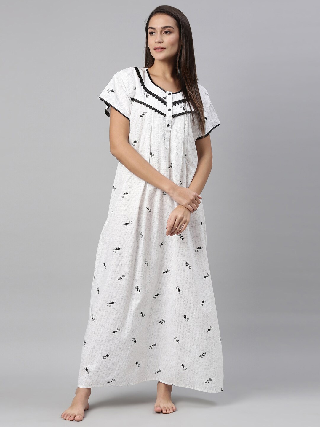 

TRUNDZ White & Black Printed Organic Cotton Maxi Nightdress