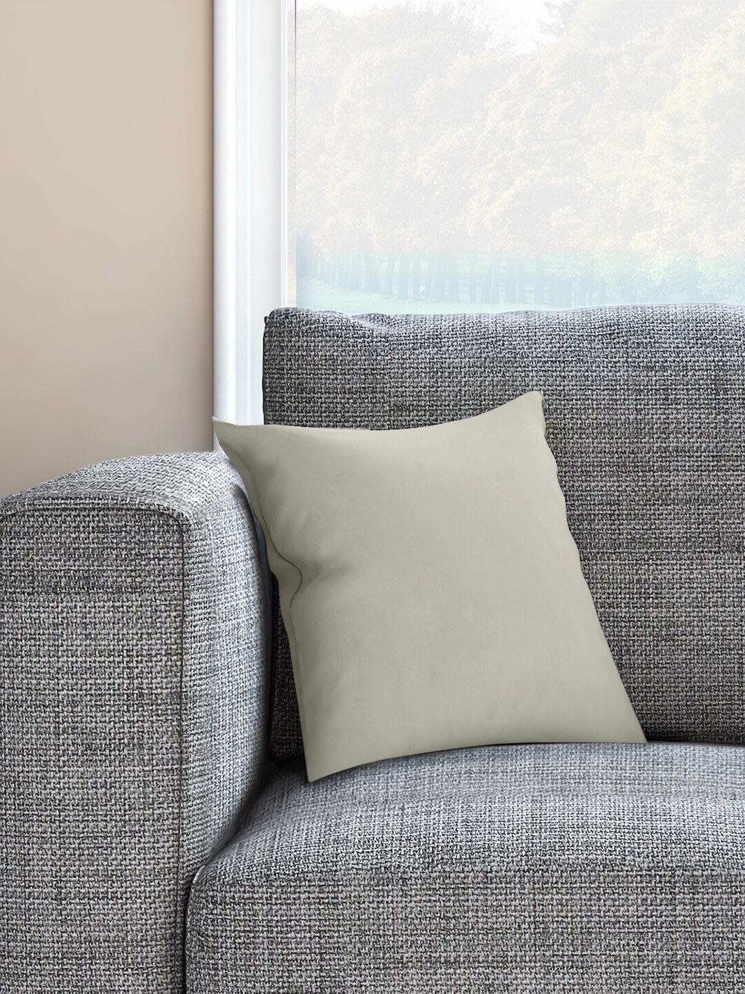 

Living scapes by Pantaloons Off-White Square Cushion Covers