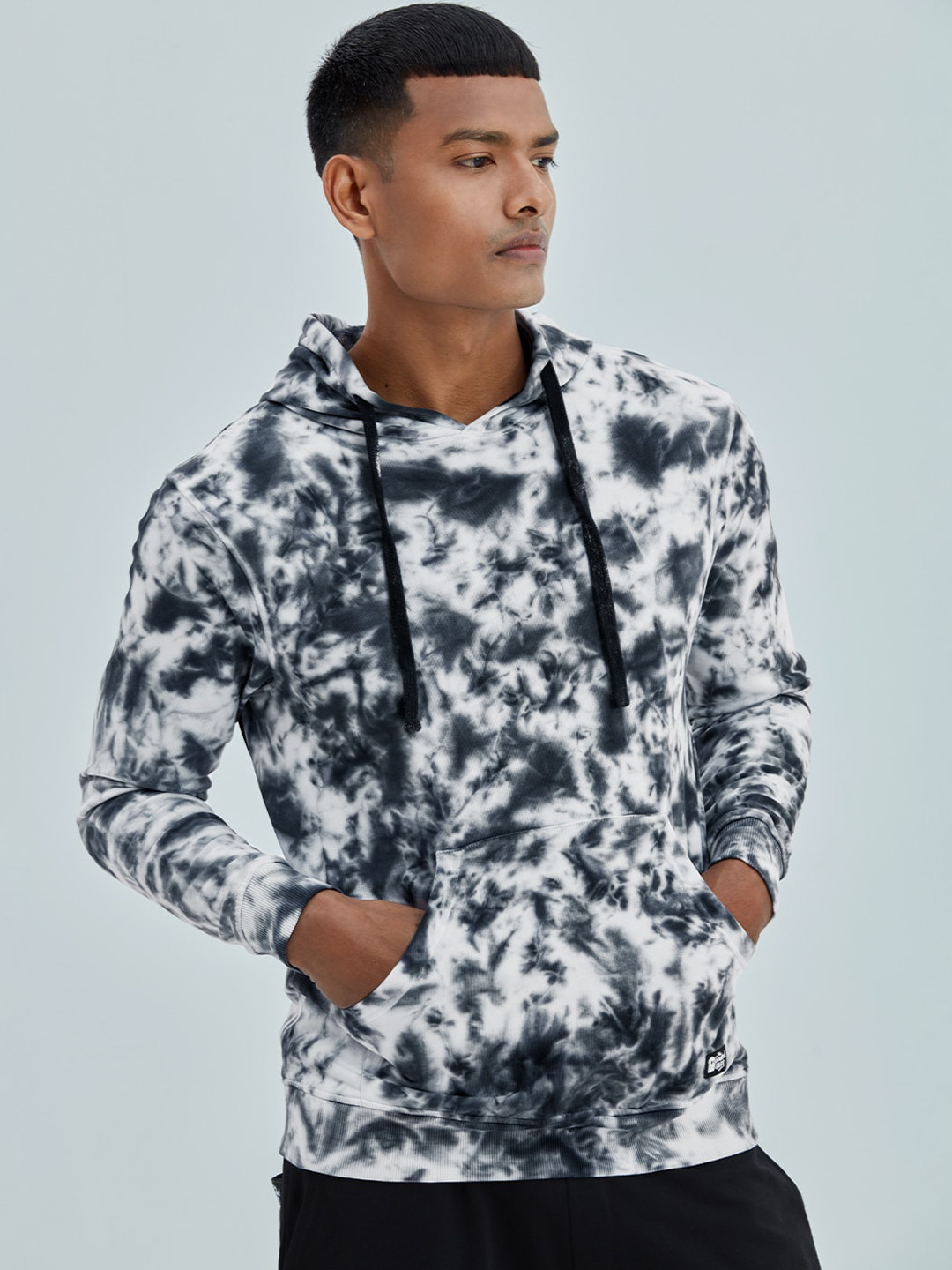 

The Souled Store Men White & Black Tie & Dye Printed Cotton Sweatshirt
