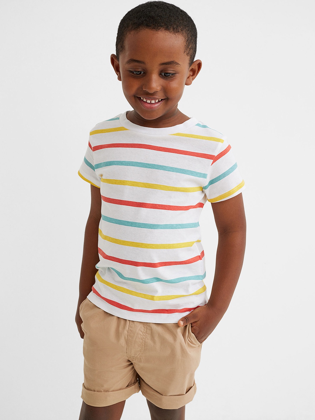 

H&M Boys Beige Cotton poplin shorts