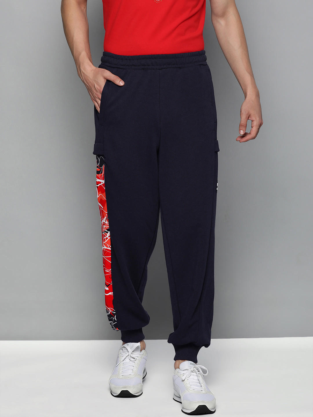 

PUMA Motorsport Men Blue & Red Red Bull Racing Printed Motorsports Joggers