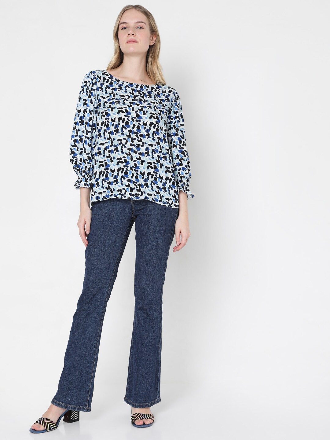 

Vero Moda Blue & Black Abstract Print Top