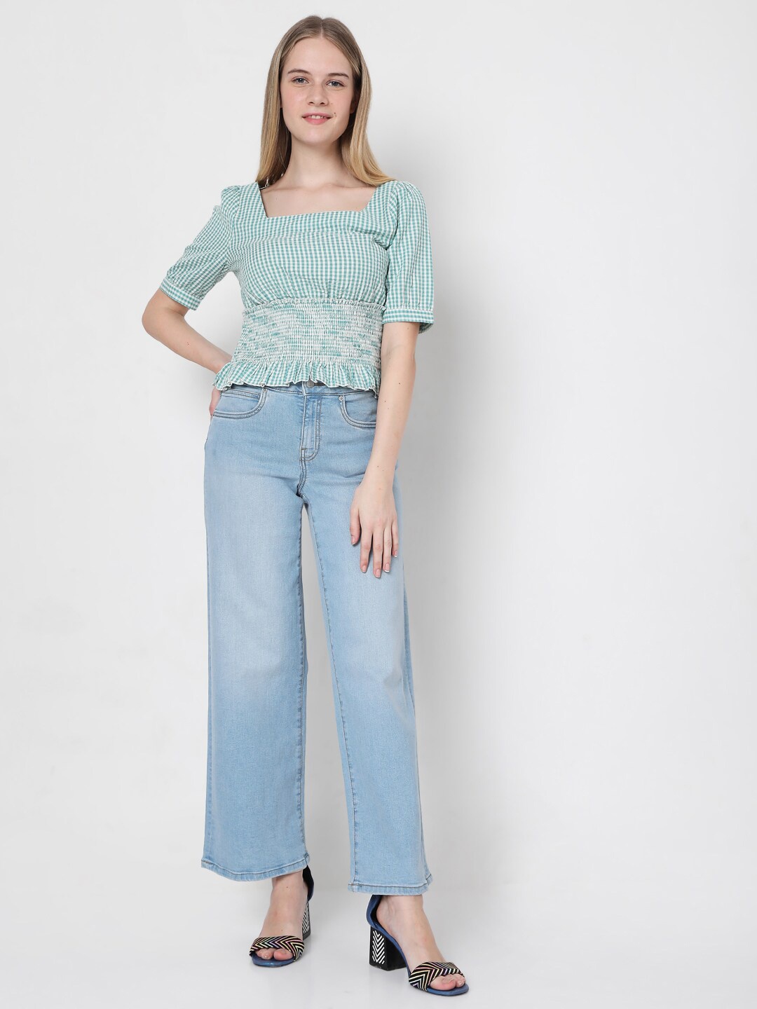 

Vero Moda Green & White Checked Smocked Cinched Waist Top
