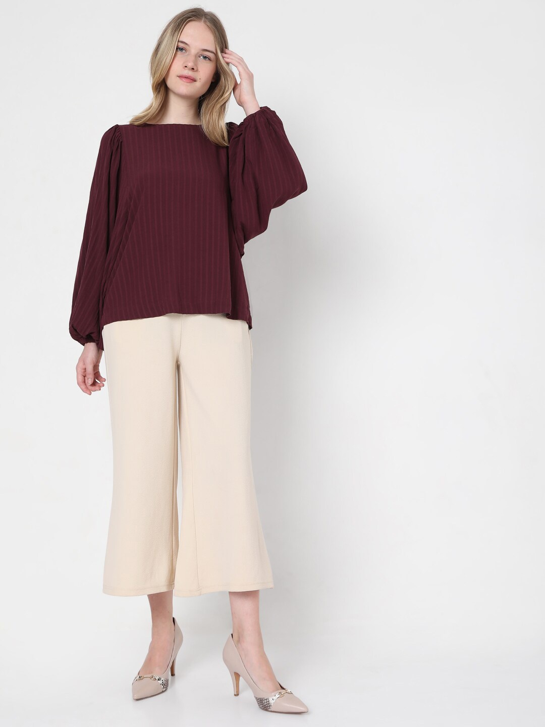 

Vero Moda Maroon Puff Sleeves Top