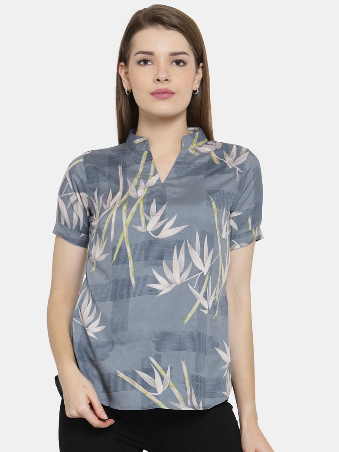 

Enchanted Drapes Grey Tropical Print Mandarin Collar Crepe Top