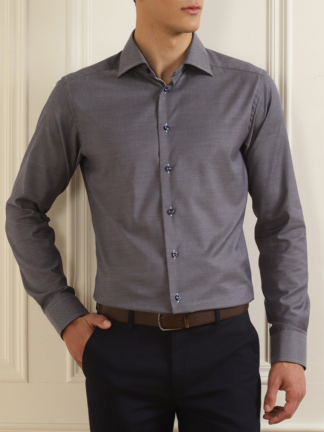 

Eton Men Navy Blue & White Micro Ditsy Pure Cotton Formal Shirt