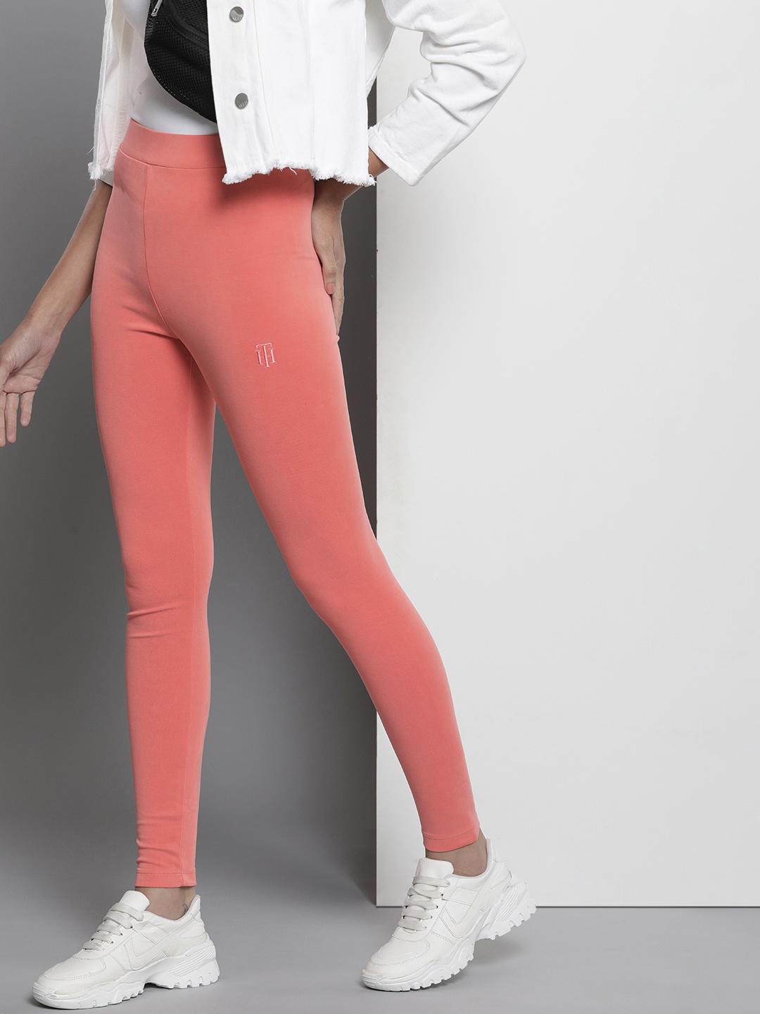 

Tommy Hilfiger Women Brand Logo Embroidered Skinny Sueded Modal Leggings, Coral