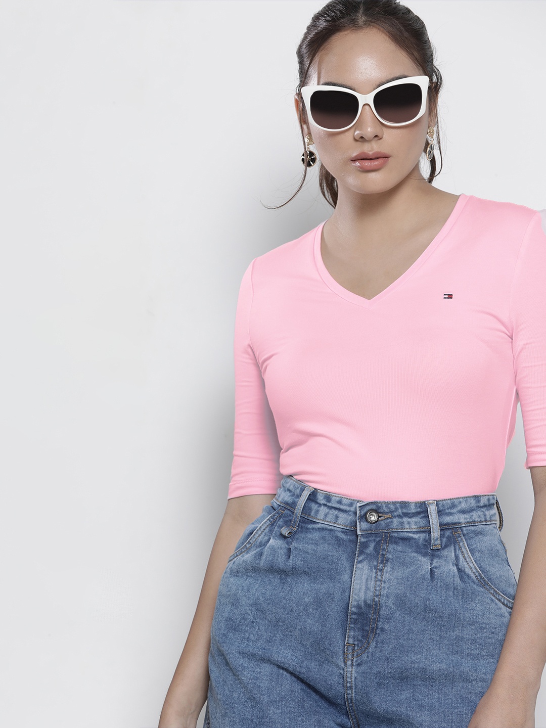 

Tommy Hilfiger Women Pink V-Neck Slim Fit T-shirt