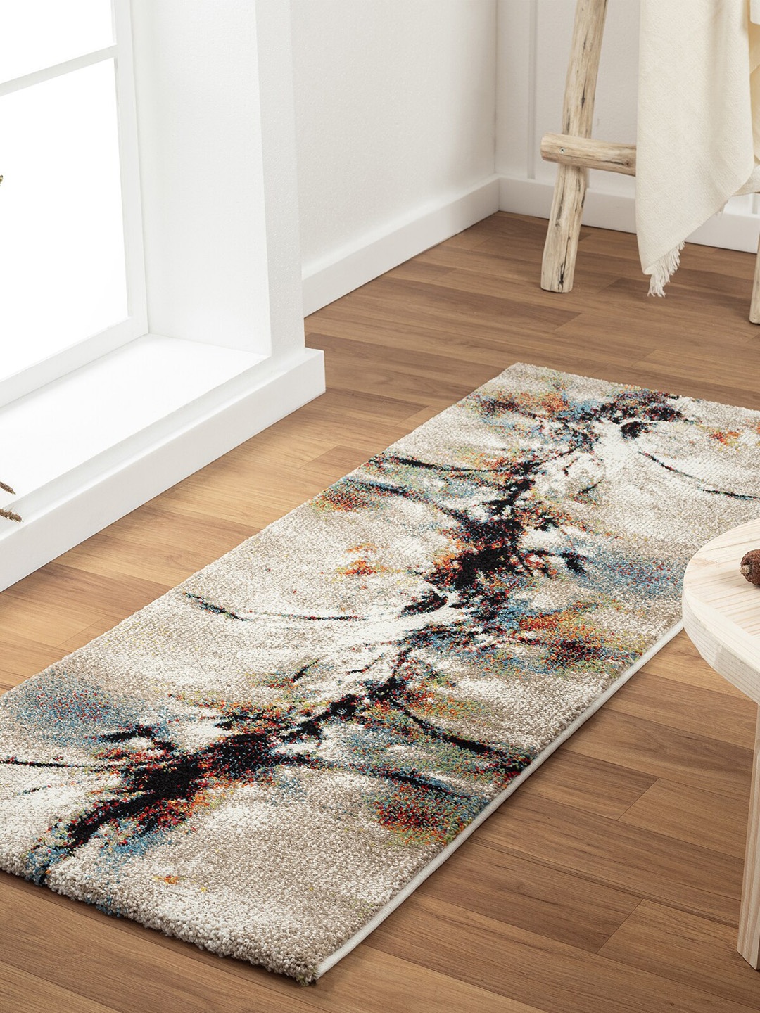 

OBSESSIONS Beige Geometric Floor Runner
