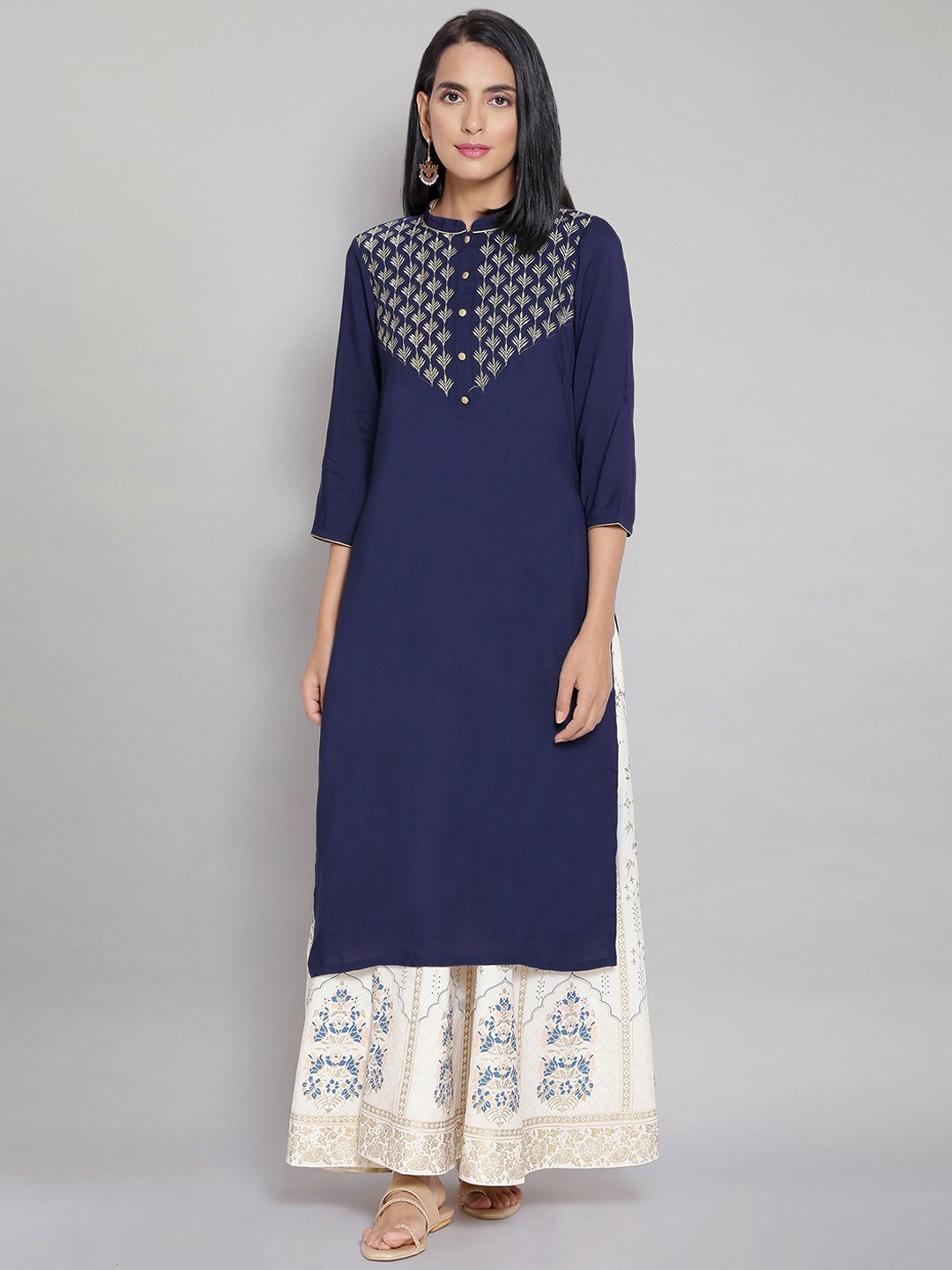 

AURELIA Women Blue Ethnic Motifs Yoke Design Thread Work Kurta