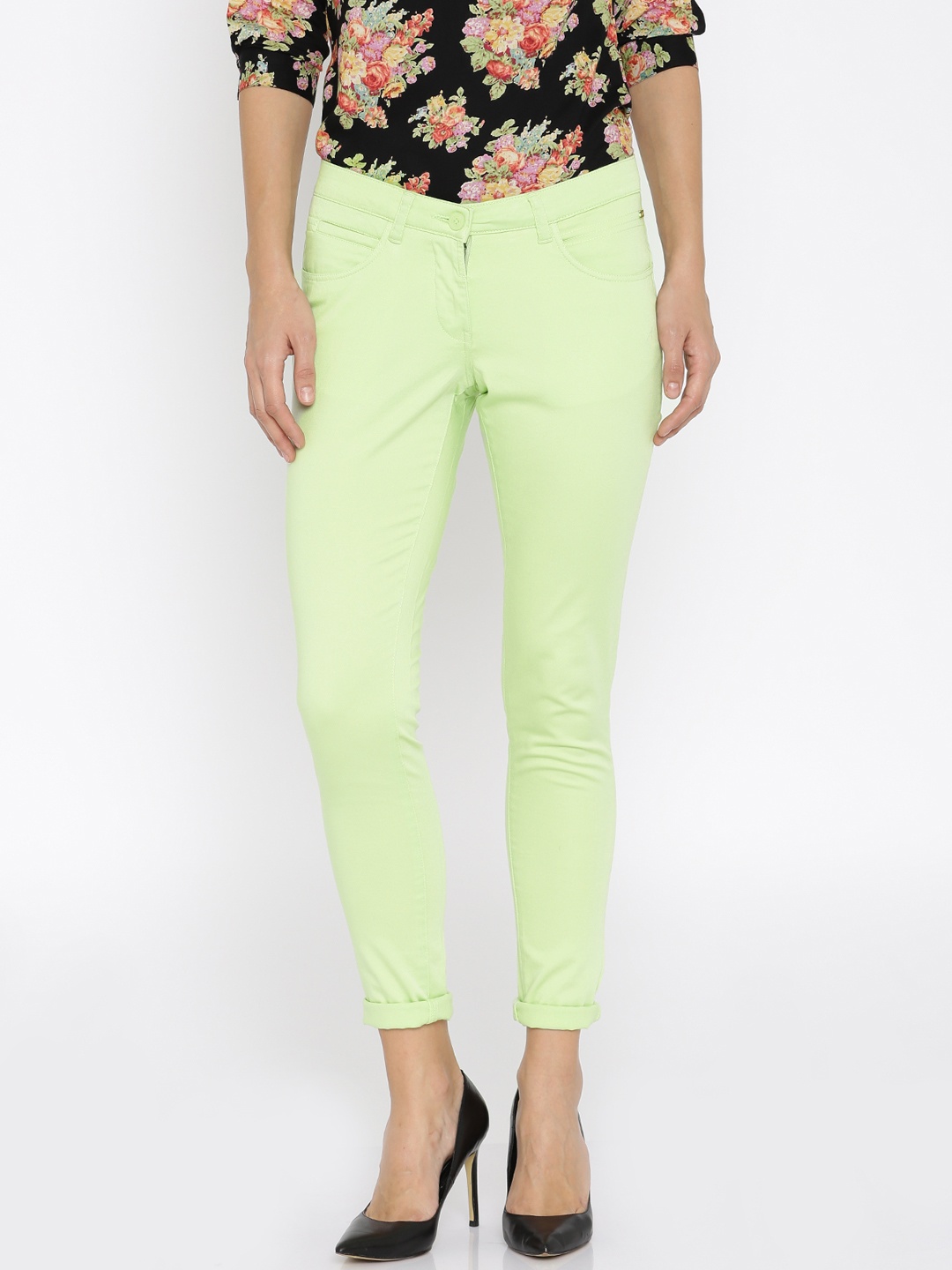 

Park Avenue Women Green Solid Regular Fit Chino Trousers