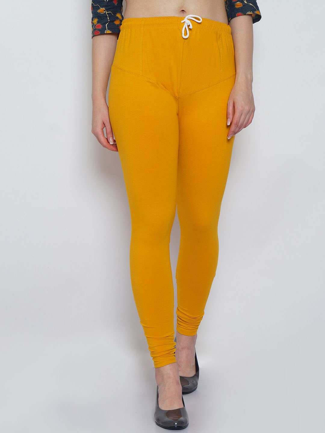 

GRACIT Women Yellow Solid Churidar-Length Legging