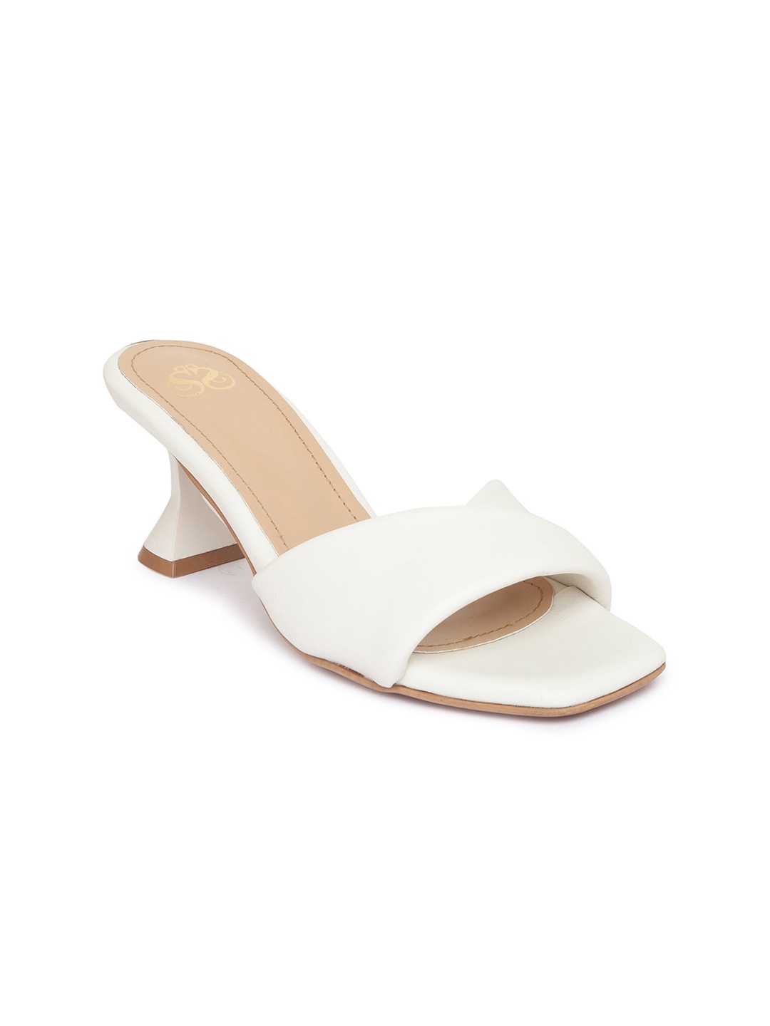 

Sole To Soul Women White Block Heels