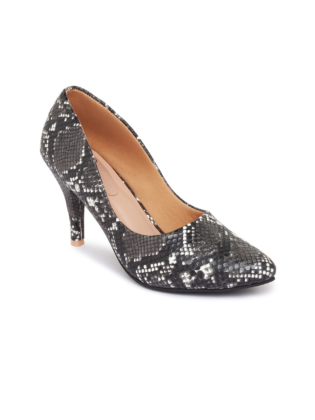 

Sole To Soul Women Black & White Textured Pumps