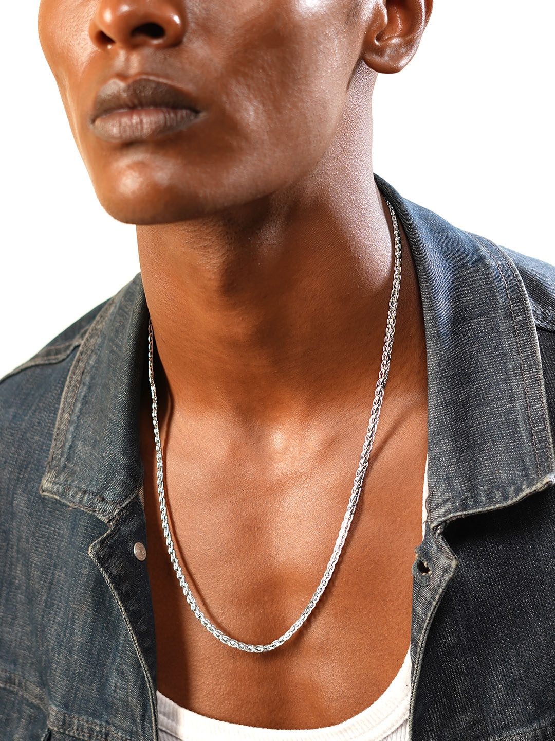 

The Roadster Lifestyle Co Men Silver-Toned Silver-Plated Necklace