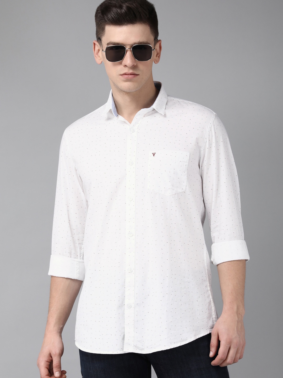 

Van Heusen Sport Men White Slim Fit Printed Casual Shirt