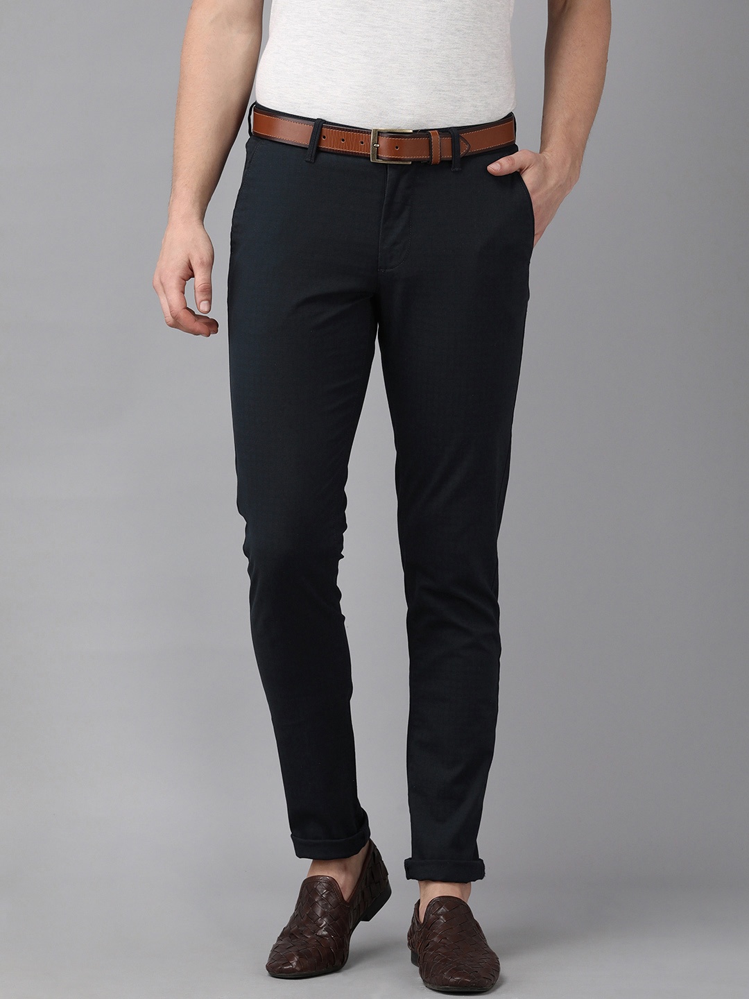 

Van Heusen Sport Men Navy Blue Tapered Fit Low-Rise Regular Trousers