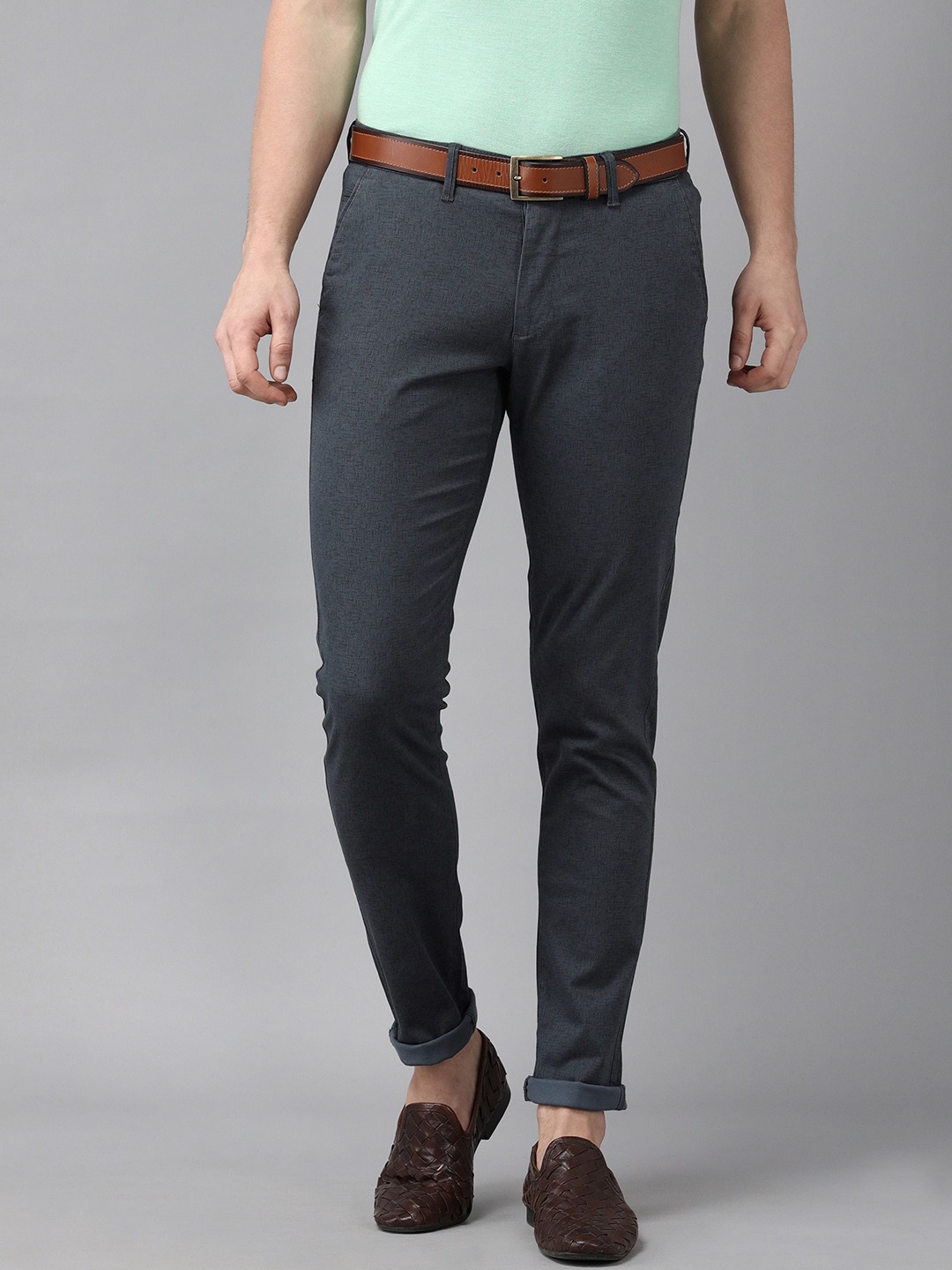 

Van Heusen Sport Men Navy Blue Tapered Fit Low-Rise Chinos Trousers